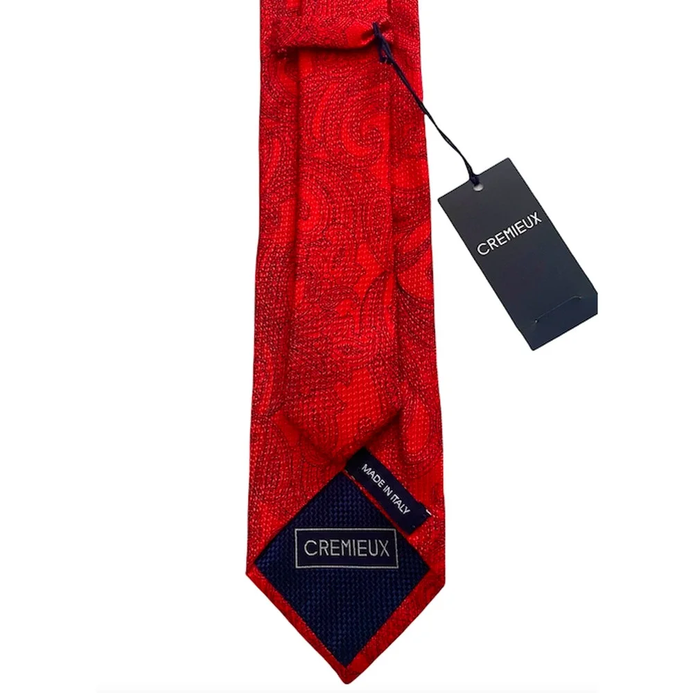 Daniel Cremieux Nwt Red Paisley Made in Italy 100% Silk Textured Neck Tie